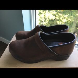 Dansko - pro xp brown oiled clogs - 39